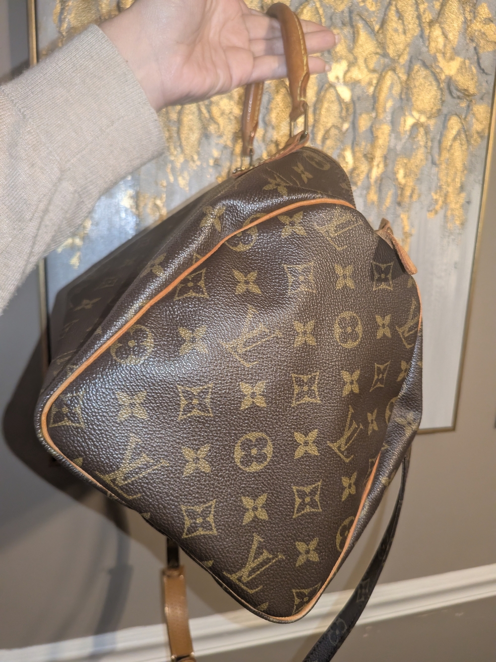 Louis Vuitton Monogram Speedy 30 With Free Adjustable Strap - Picture 16 of 17